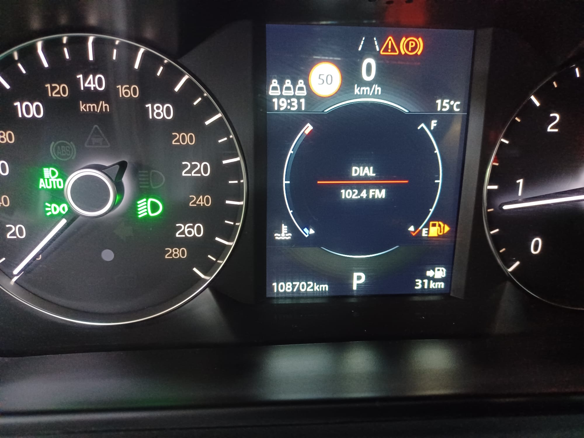 LAND-ROVER Range Rover Velar 2.0 D180 4WD Auto - Imagen 8