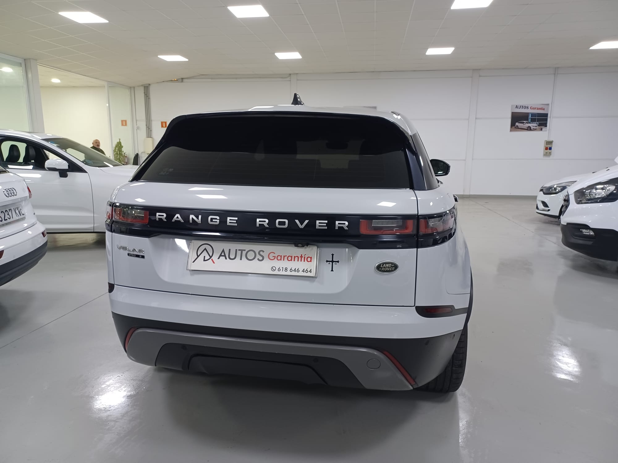 LAND-ROVER Range Rover Velar 2.0 D180 4WD Auto - Imagen 12