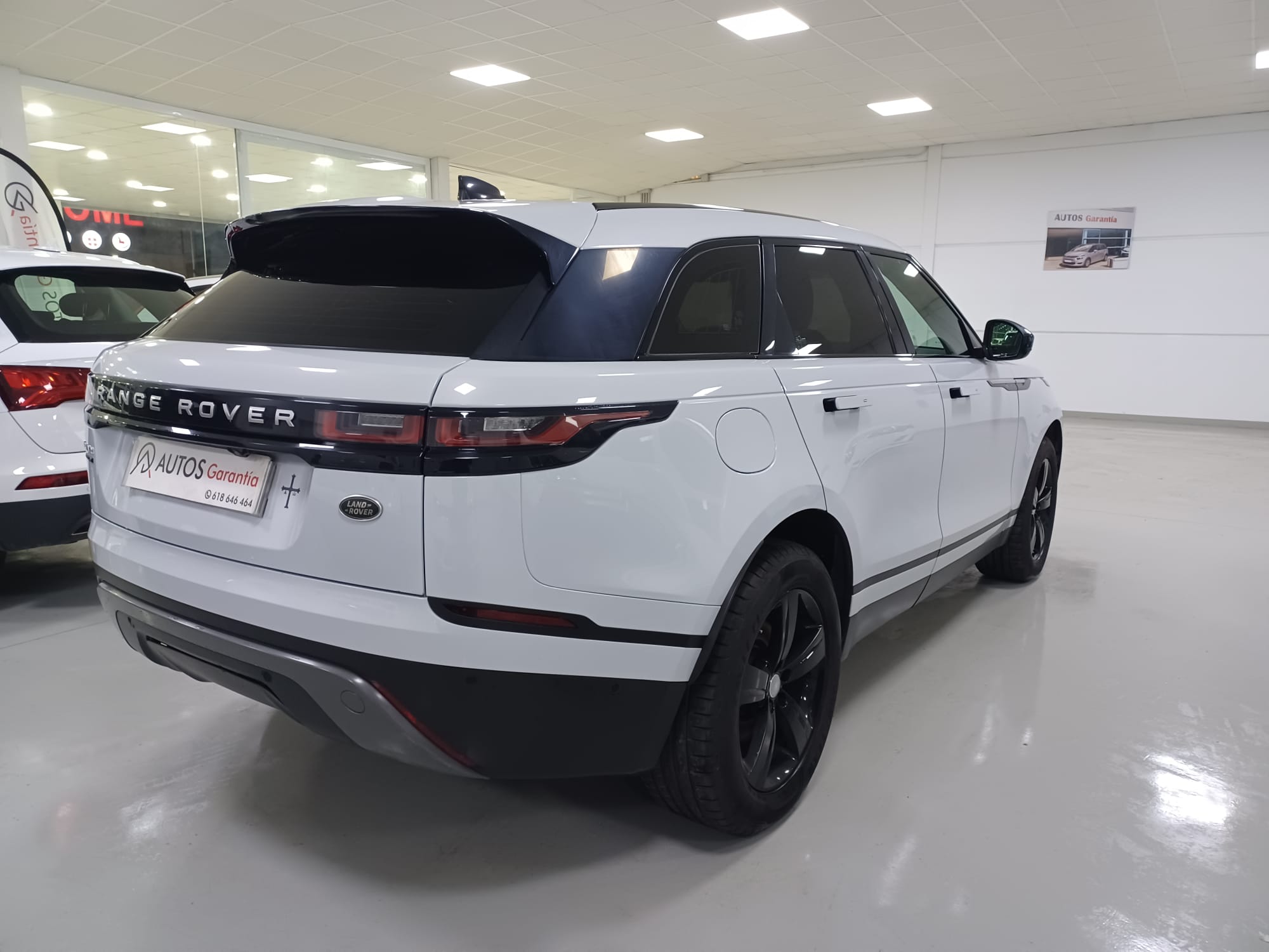 LAND-ROVER Range Rover Velar 2.0 D180 4WD Auto - Imagen 13