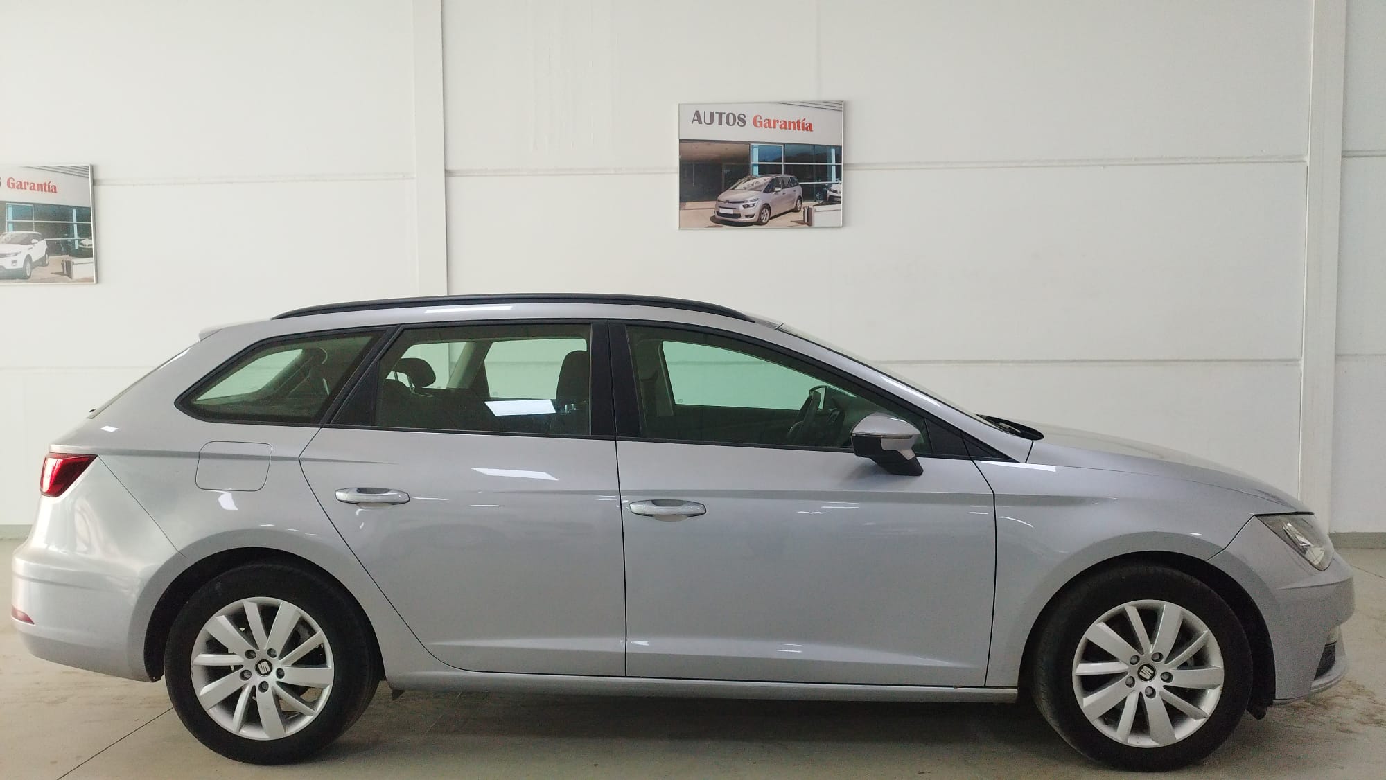 SEAT León ST 1.6 TDI StSp Style - Imagen 5