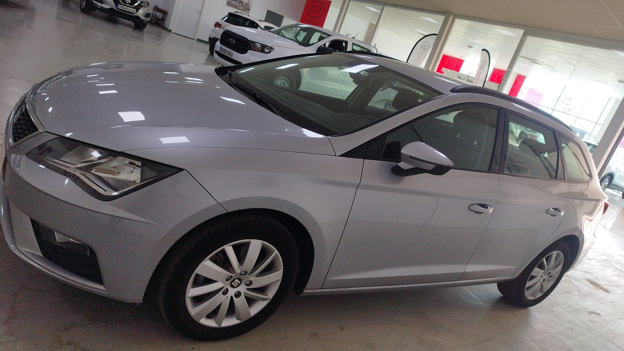 SEAT León ST 1.6 TDI StSp Style - Imagen 6