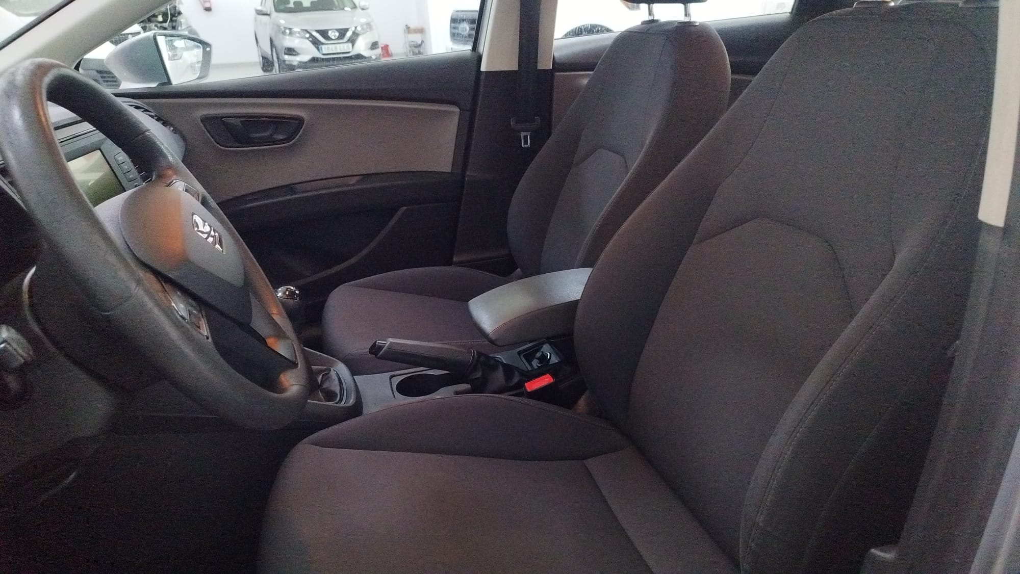 SEAT León ST 1.6 TDI StSp Style - Imagen 12