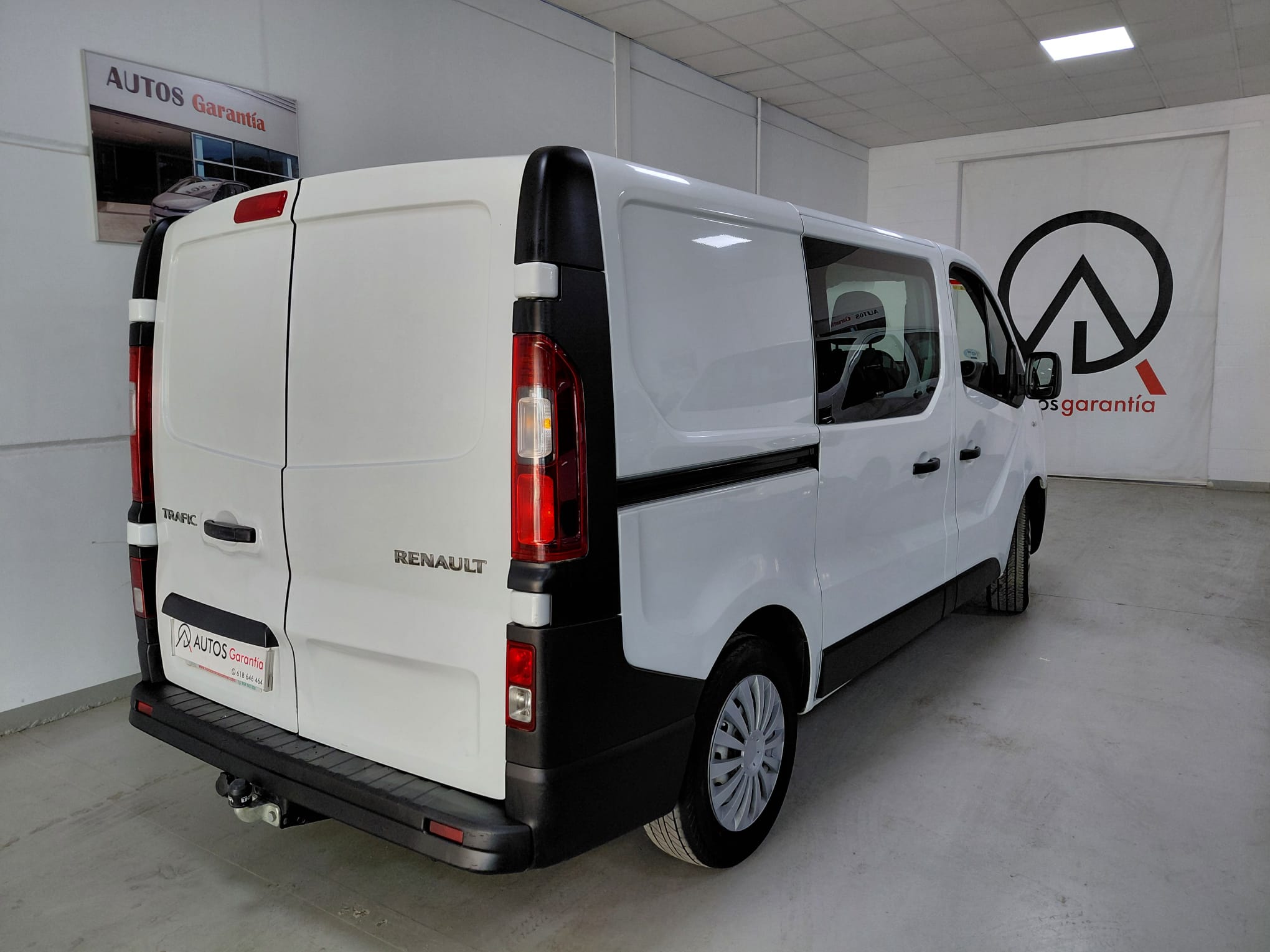 RENAULT Trafic SL LIMITED Energy dCi 120 CV SS - Imagen 11
