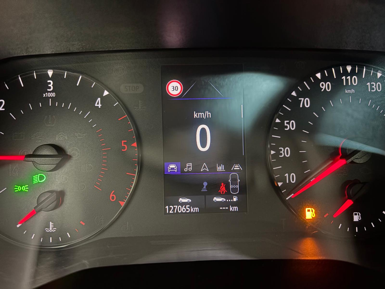 RENAULT CLIO 1.5 BLUE DCI BUSINESS - Imagen 11