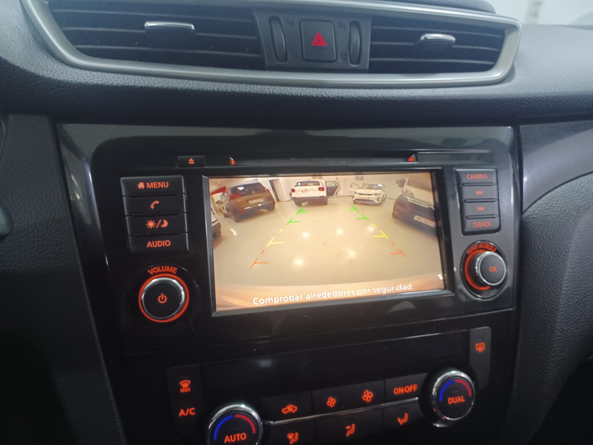 NISSAN QASHQAI DCI 150 CV 4X4 - Imagen 11