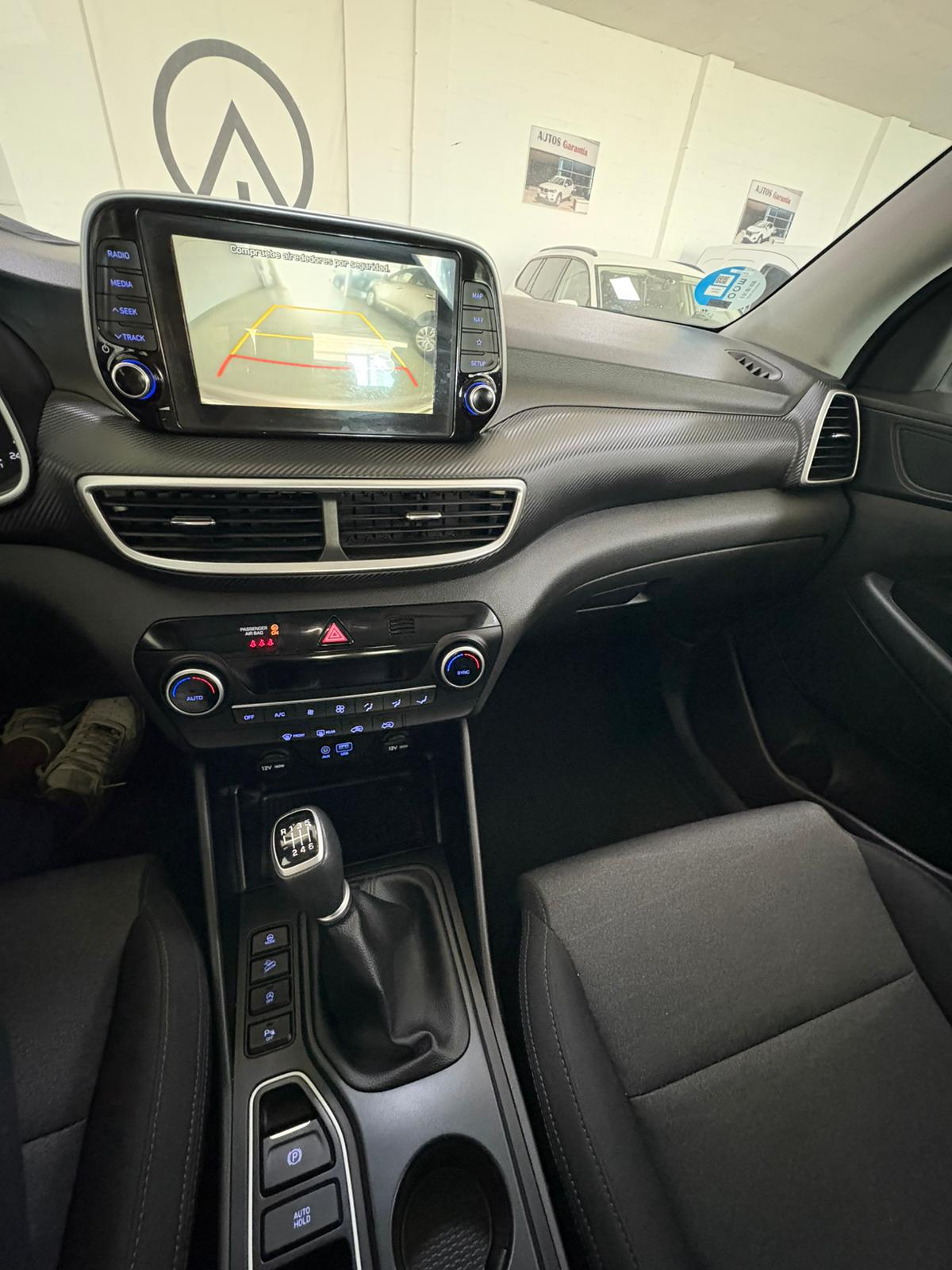 HYUNDAI TUCSON 1.6 CRDI SLE 48V - Imagen 11