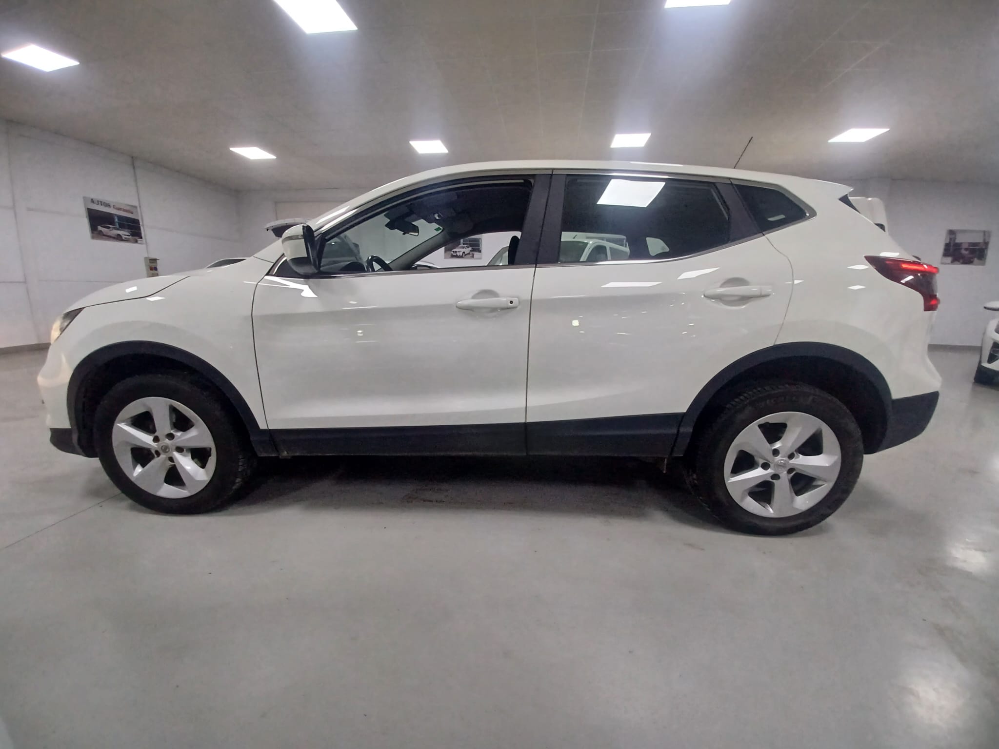 NISSAN QASHQAI DCI 150 CV 4X4 - Imagen 6