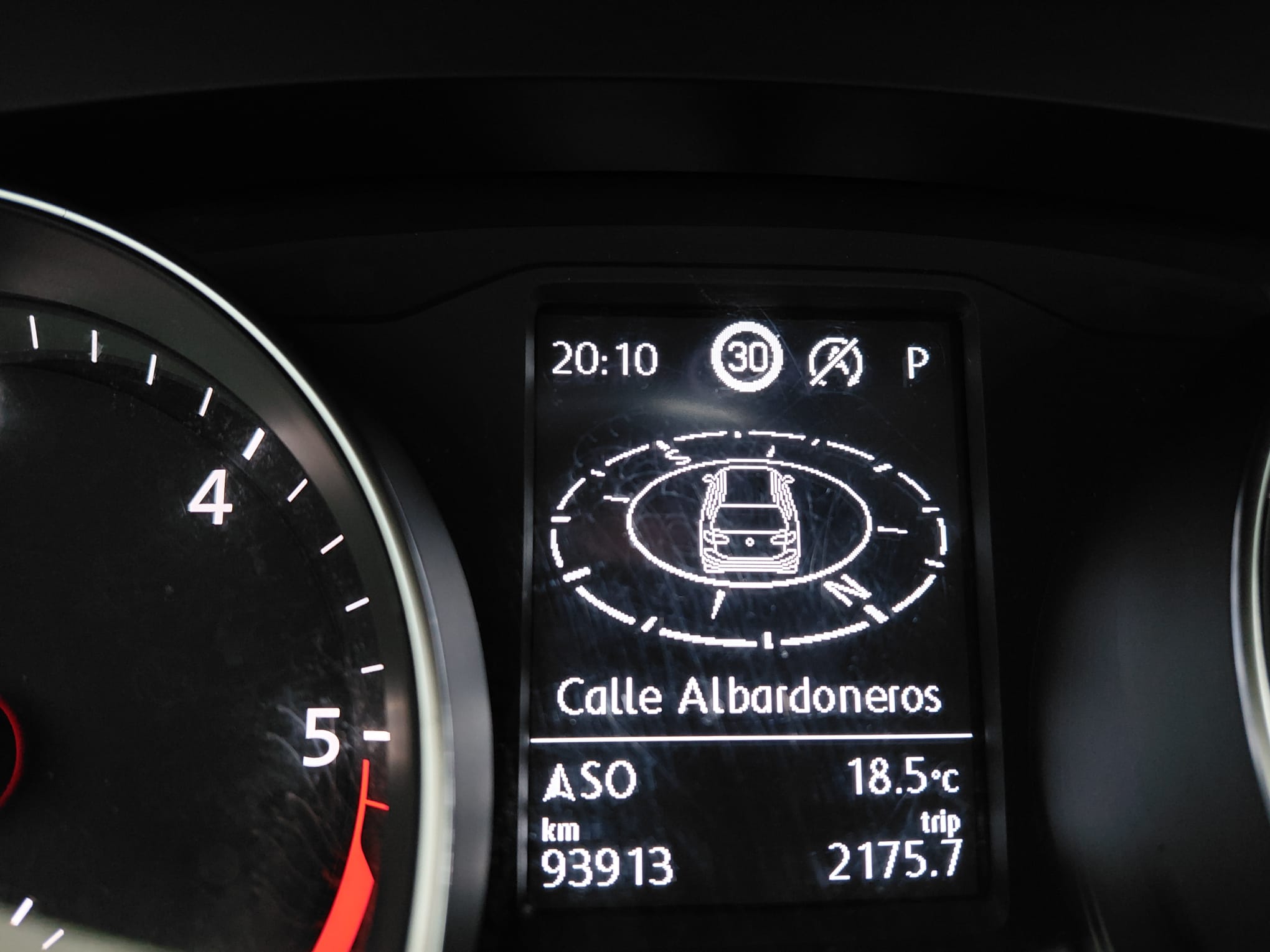 VOLKSWAGEN PASSAT 1.6 TDI DSG BUSINESS - Imagen 11