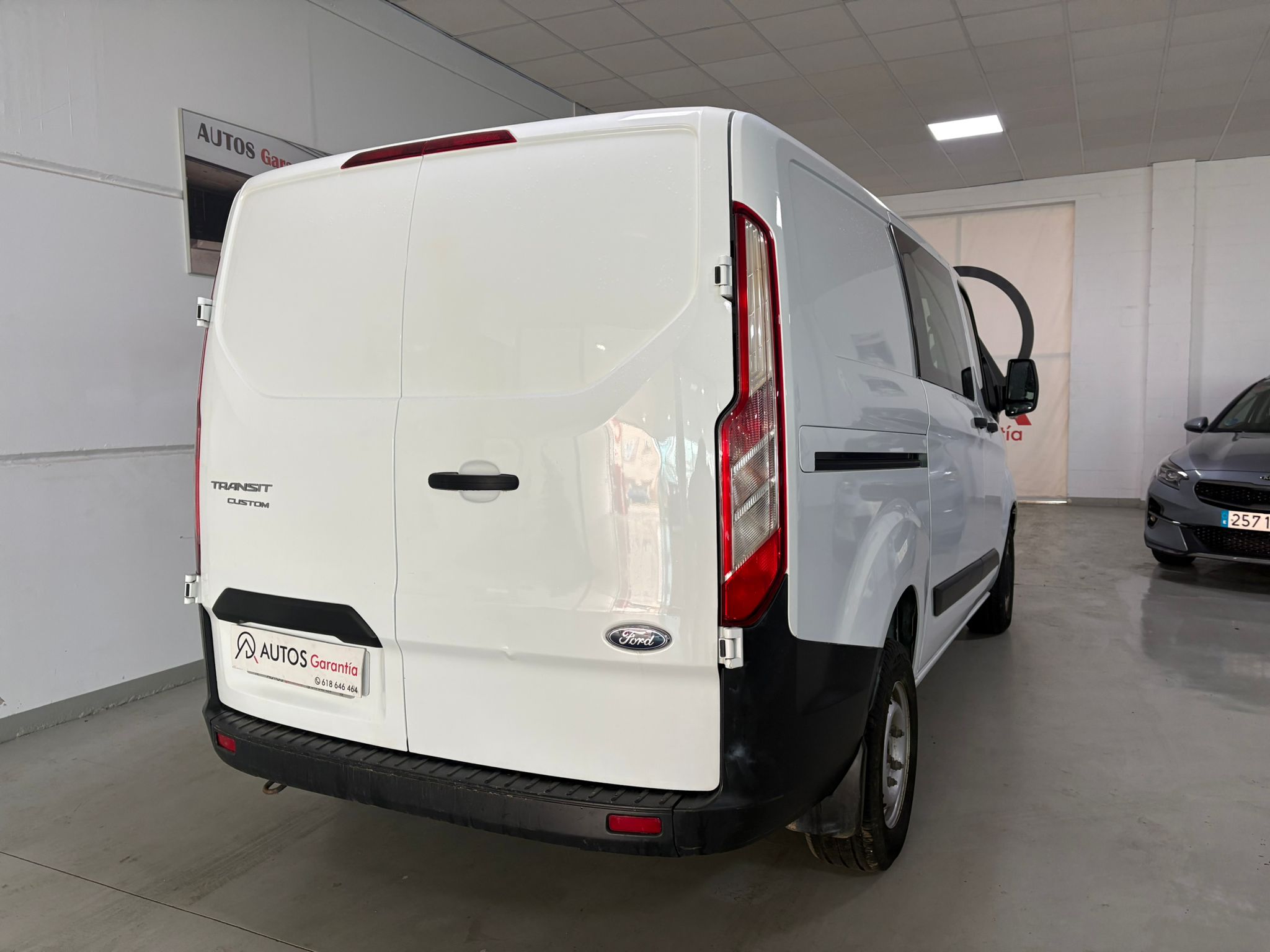 FORD TRANSIT CUSTOM 2.0 TDCI 300 AMBIENTE SWB 105 CV 6P - Imagen 6