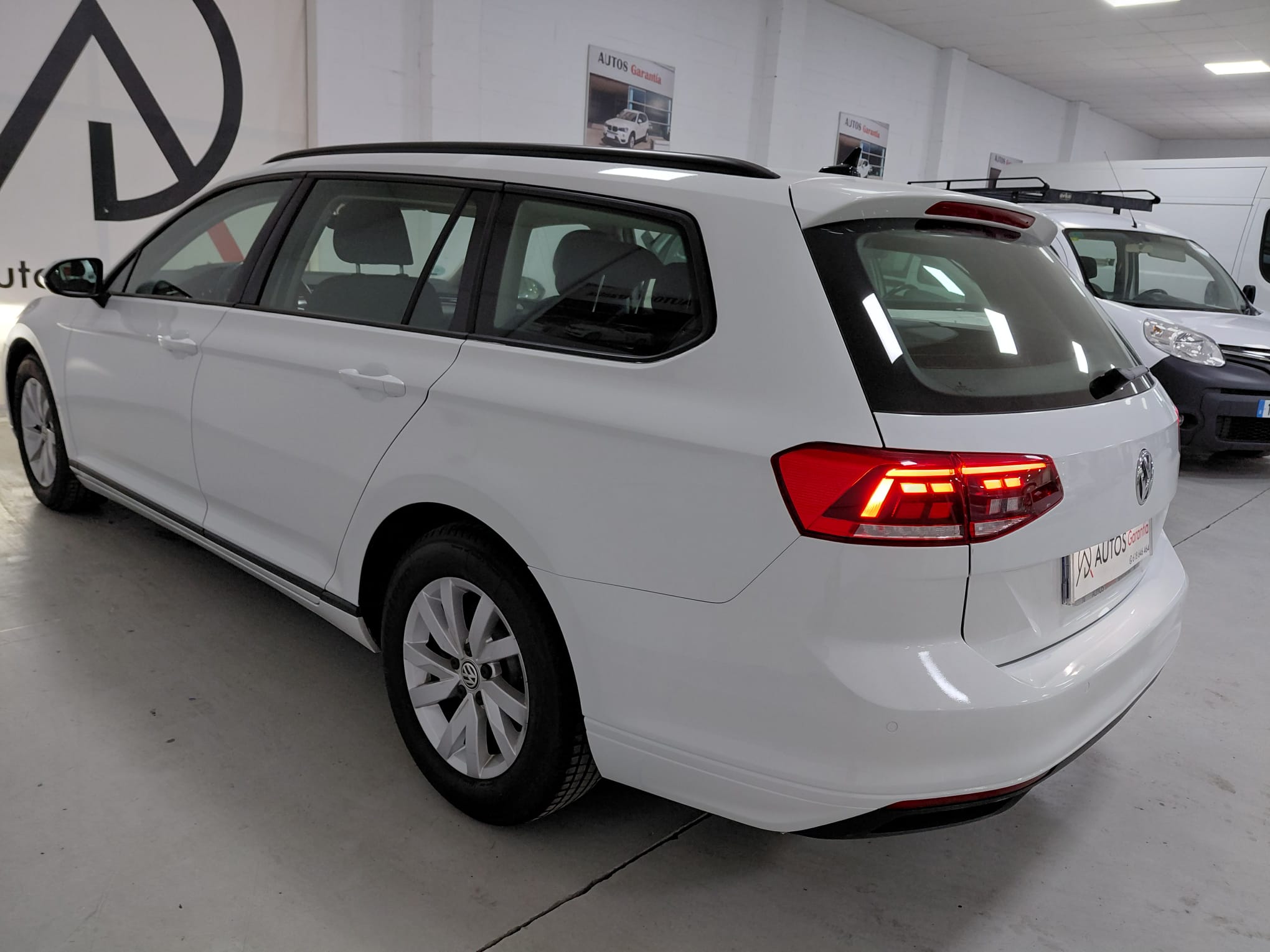 VOLKSWAGEN PASSAT 1.6 TDI DSG BUSINESS - Imagen 6