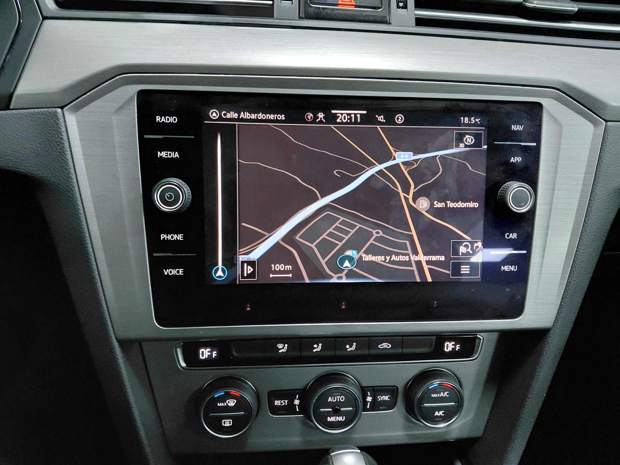 VOLKSWAGEN PASSAT 1.6 TDI DSG BUSINESS - Imagen 9