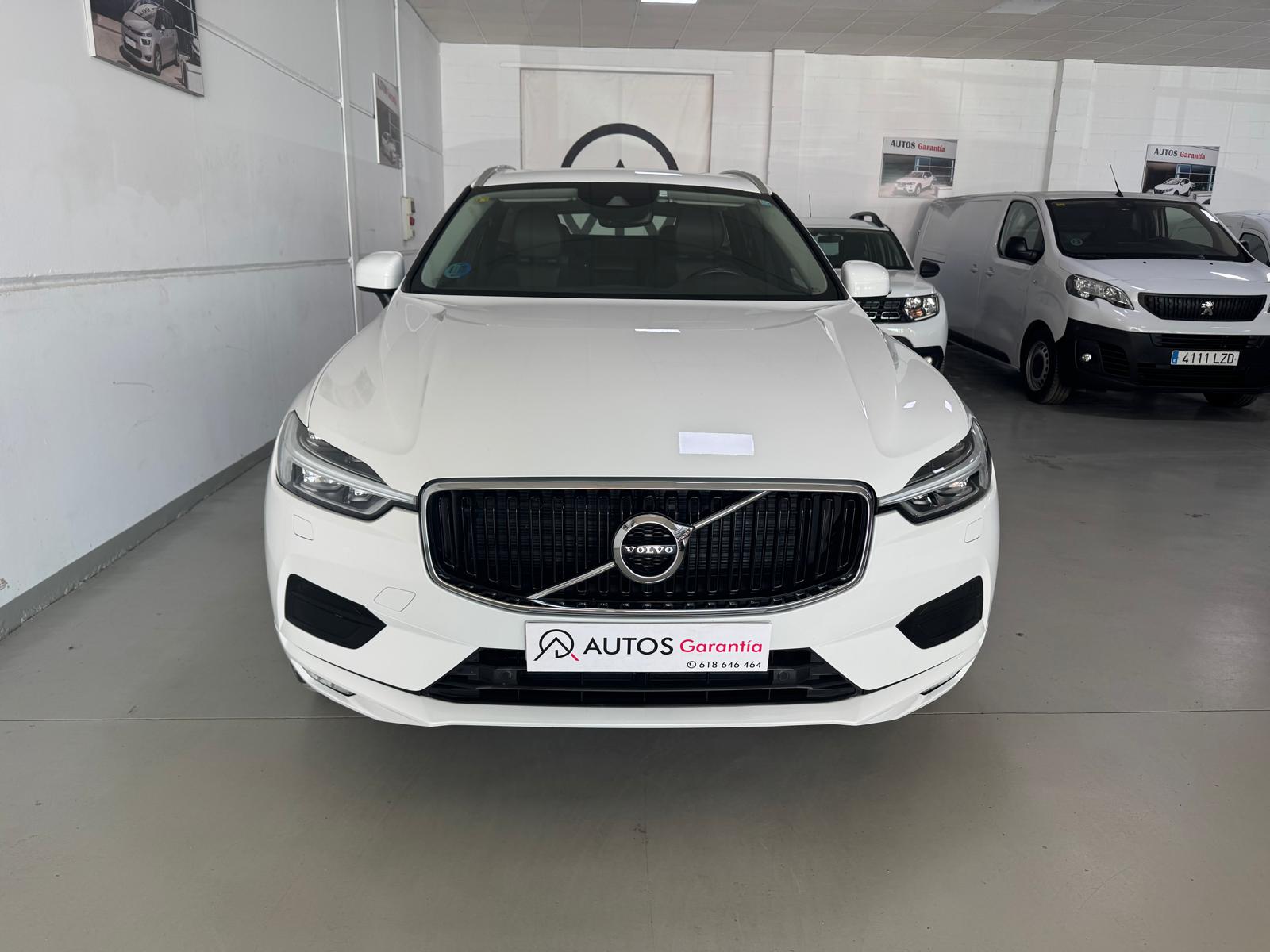 VOLVO XC60 2.0 B4 D AWD Momentum Pro Auto - Imagen 3