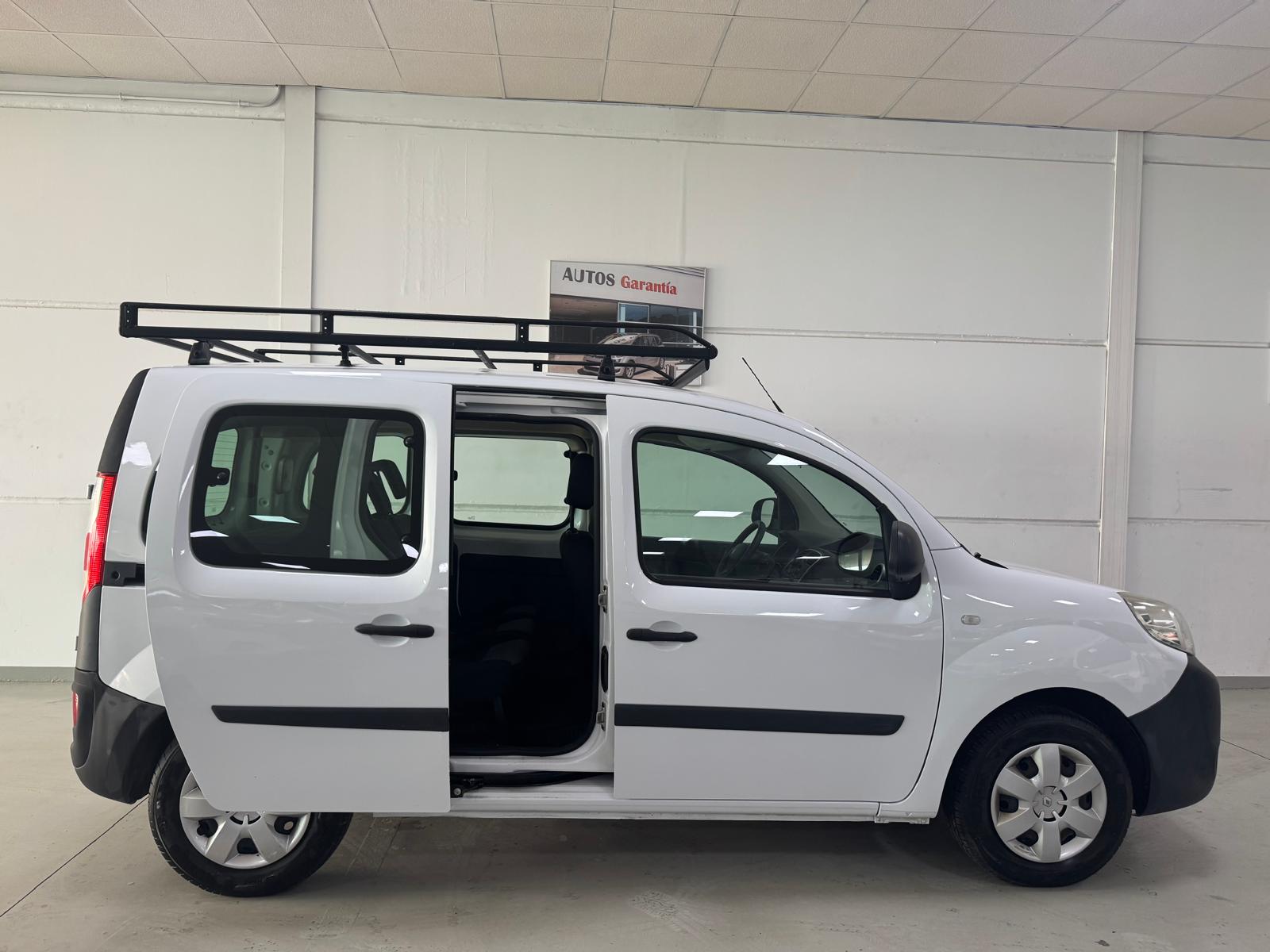 RENAULT KANGOO 1.5 BLUE DCI 70KW PROFESIONAL M1 95CV COMBI - Imagen 6